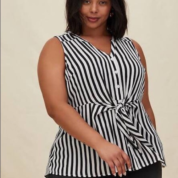 TORRID GEORGETTE STRIPED SLEEVELESS TOP NWT SZ 1X - Picture 2 of 5